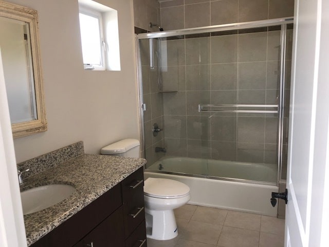 secondary Bathroom - 1488 Rexford Dr