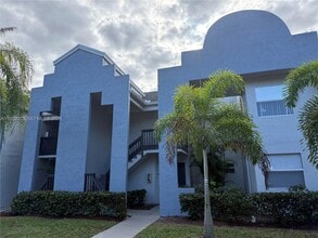 Building Photo - 665 SW 113th Way