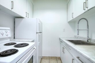 Building Photo - 3455 Rue Aylmer