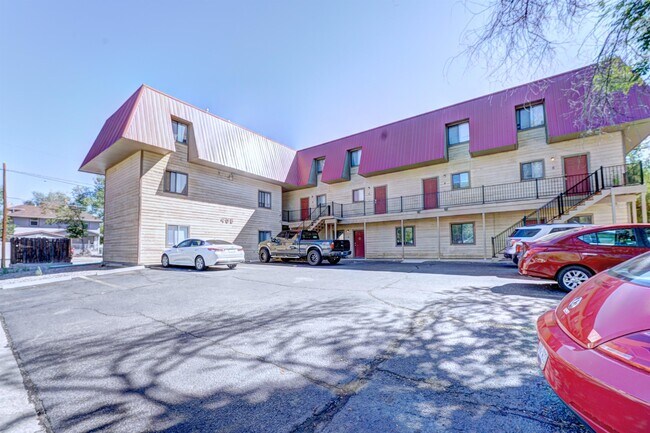 Foto del edificio - 908 White Ave