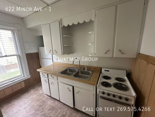 Foto del edificio - 622 Minor Ave