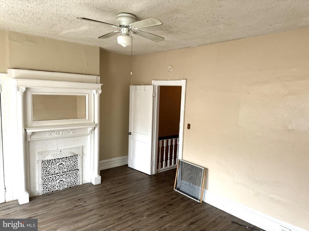 Foto principal - 278 S 56th St