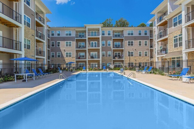 Foto del edificio - The Reserve at Bolton Road
