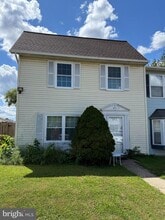 Building Photo - 8625 Reinecke Ct