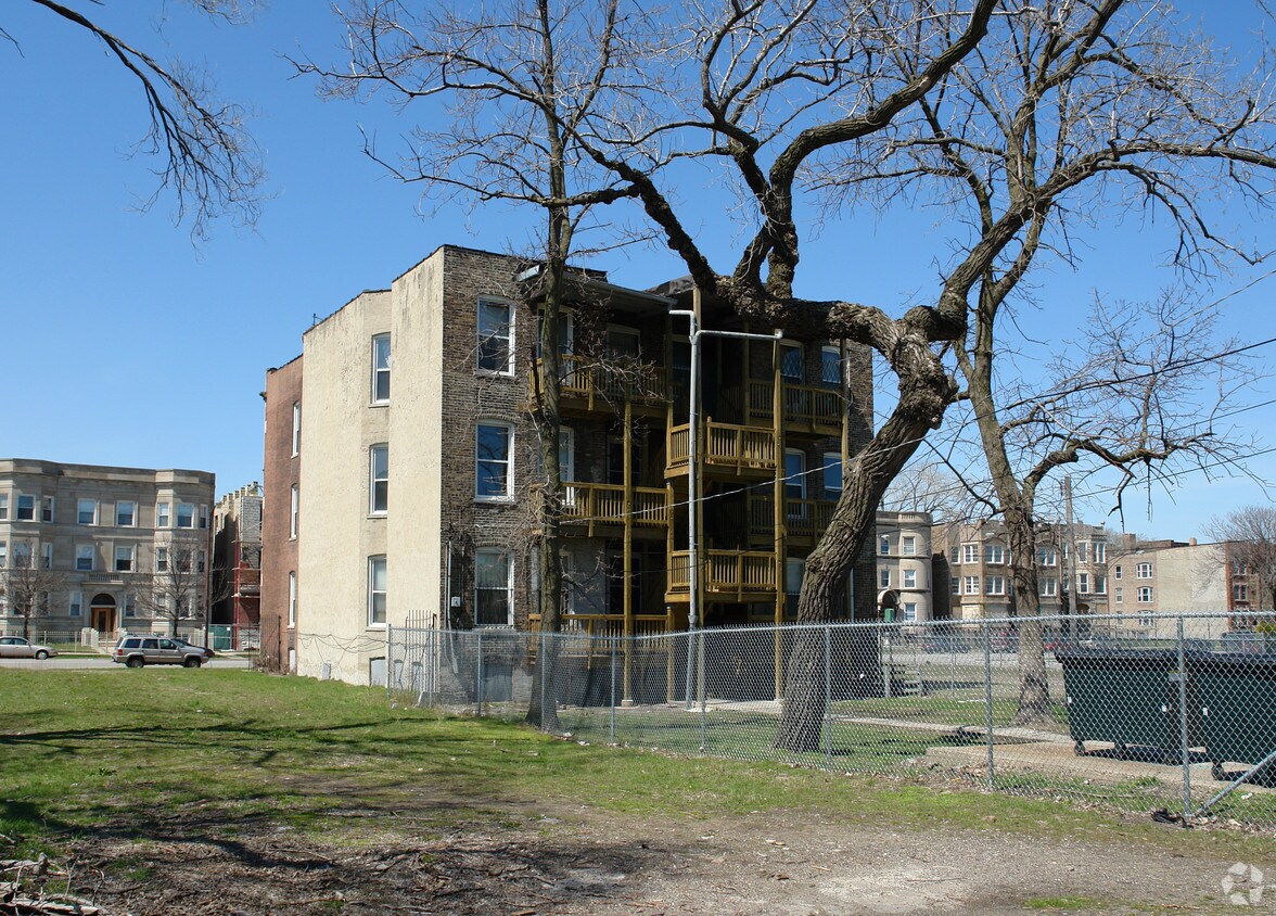 Building Photo - 5407-5409 S Indiana Ave