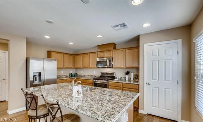 Foto del edificio - 3077 Camino Sereno Ave