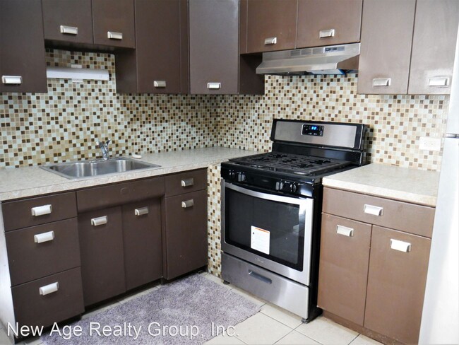 Building Photo - 3 br, 1 bath House - 1214 S. 50th Street