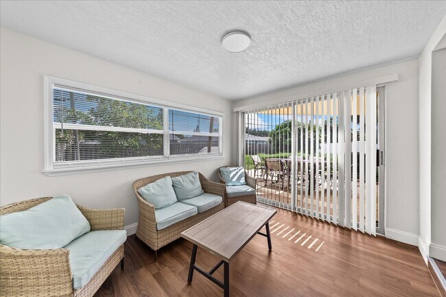 Sala de sol - 1610 Glen Haven Dr