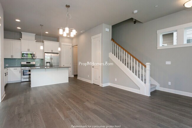 Foto del edificio - Fantastic 4 Bedroom Home In Highly Sought ...