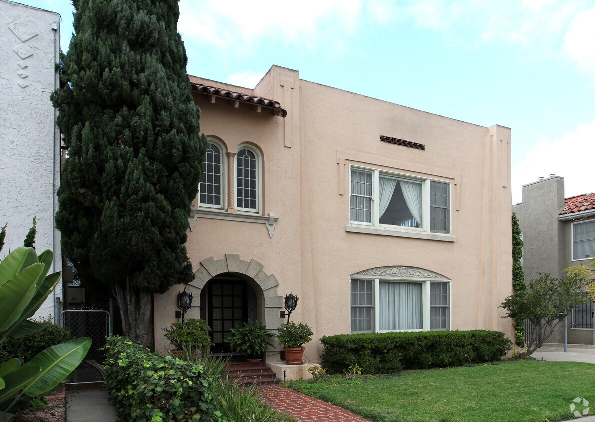 Building Photo - 3418-3420 Park Blvd