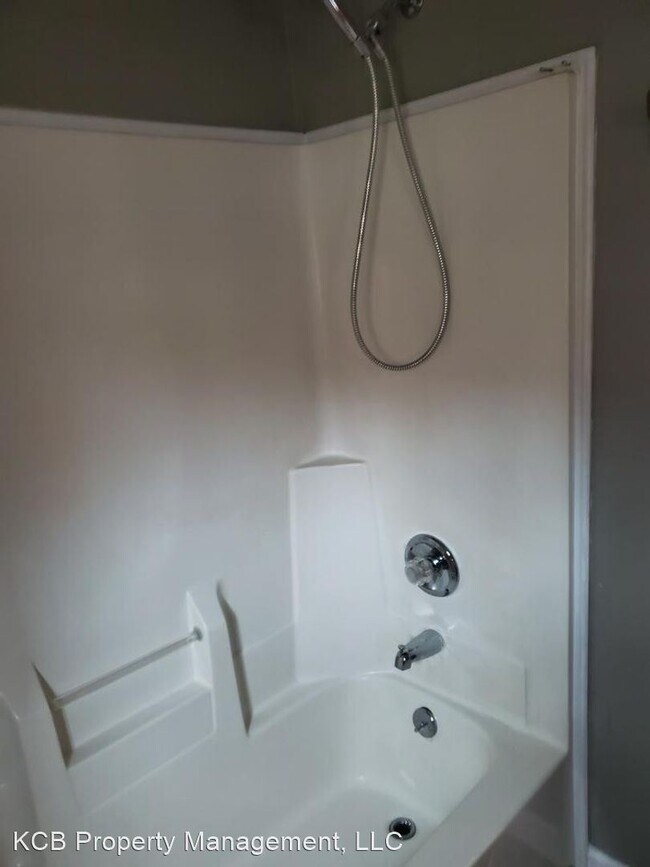 Foto del edificio - 3 br, 1 bath House - 1801 North Leeds Street