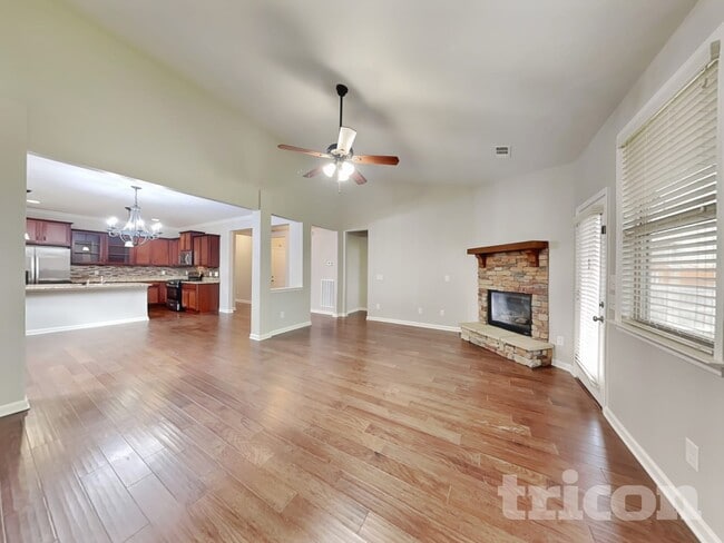 Building Photo - 2104 Bedford Bend
