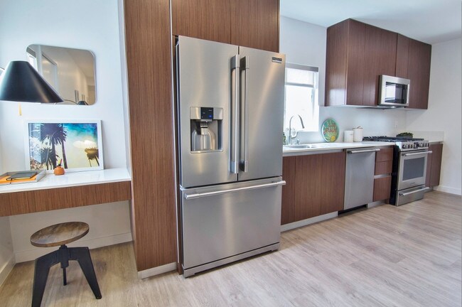 Foto del edificio - Pacifico Luxury Apartment Homes