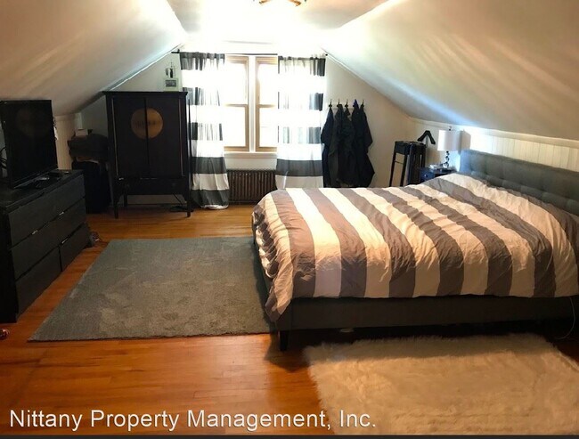 Building Photo - 4 br, 2 bath House - 608 Elmwood Street