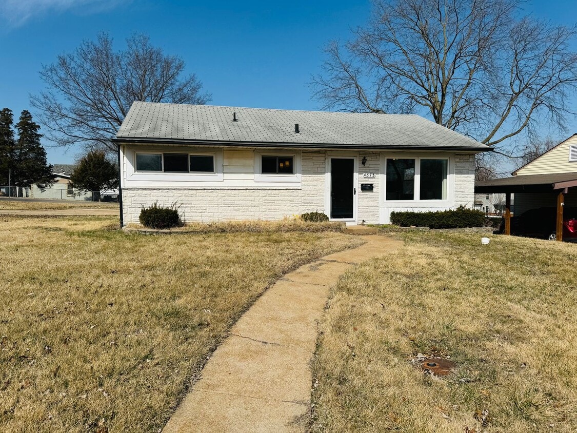 4373 Hannover Cts, St. Louis, MO 63123 House Rental in St. Louis, MO