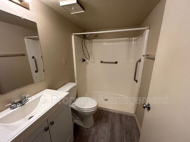 Foto del edificio - 12221 W Bell Rd