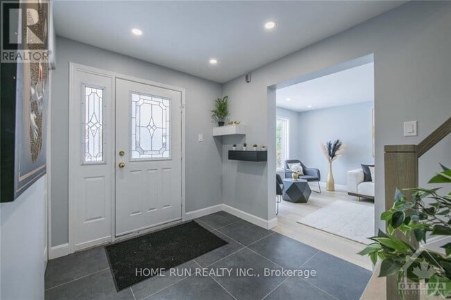 Building Photo - 27 Springwood Cir