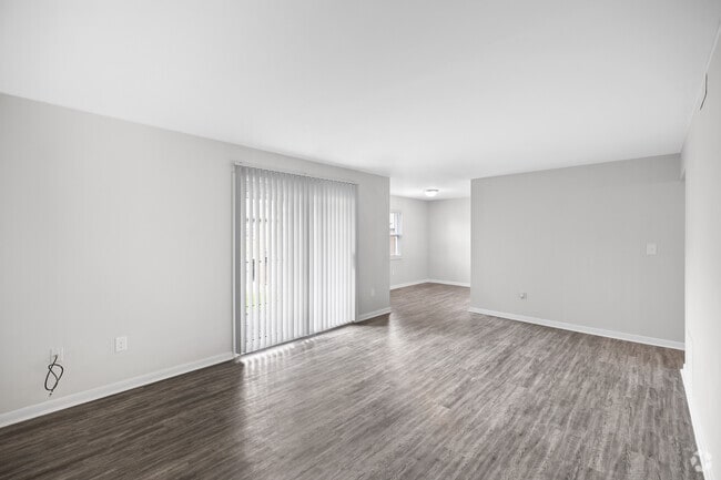 2BR, 2BA - 950SF - Living Room - Wingate at Belle Meadows Apartments