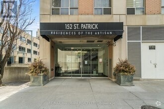 Building Photo - 152-152 St Patrick St