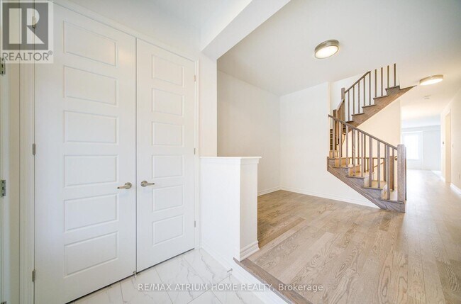 Photo du bâtiment - 125 Leslie Richards St