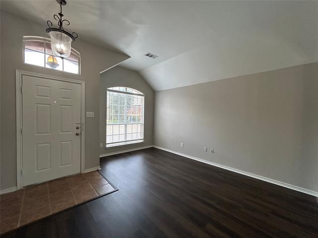 Foto del edificio - 4215 Glen Garden Dr