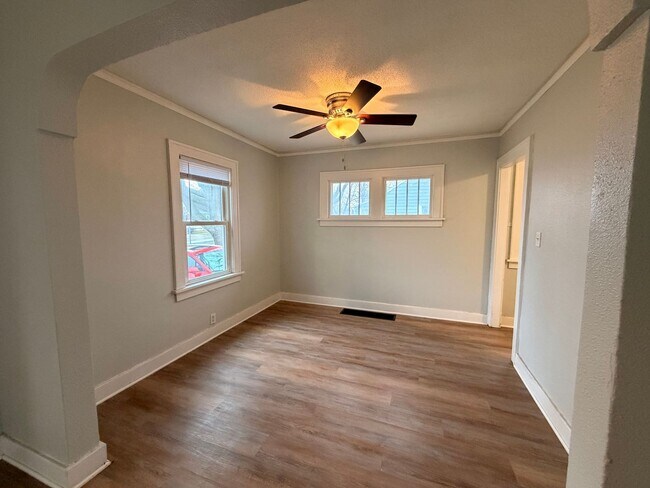 Foto del edificio - 2 Bedroom House - Updated $875