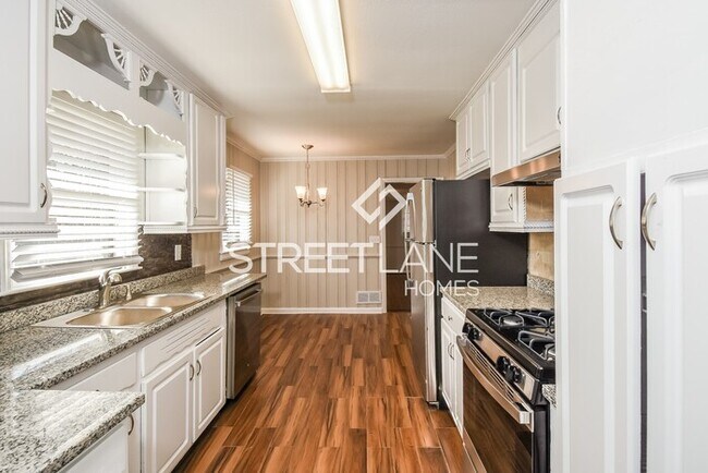 Foto del edificio - Charming 4 Bedroom in Marietta!