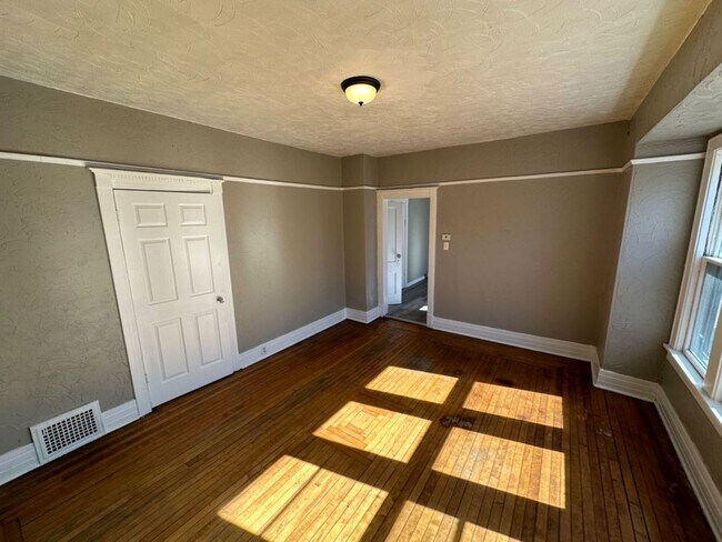 Foto del edificio - 3538-3540 N 2nd Ln - Duplex