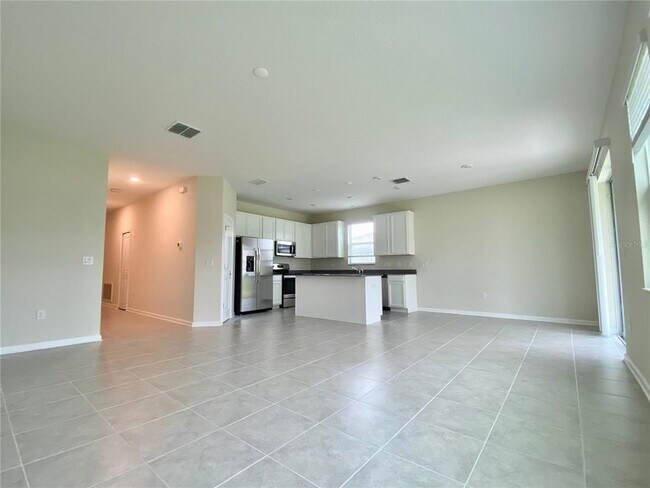 Foto del edificio - 16456 Champlain St