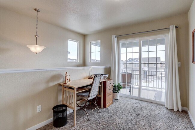 Foto del edificio - Beautiful 3 Bedroom 3 Bath Home Available for Rent!