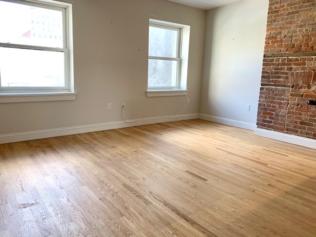 Foto del edificio - 125 Washington St