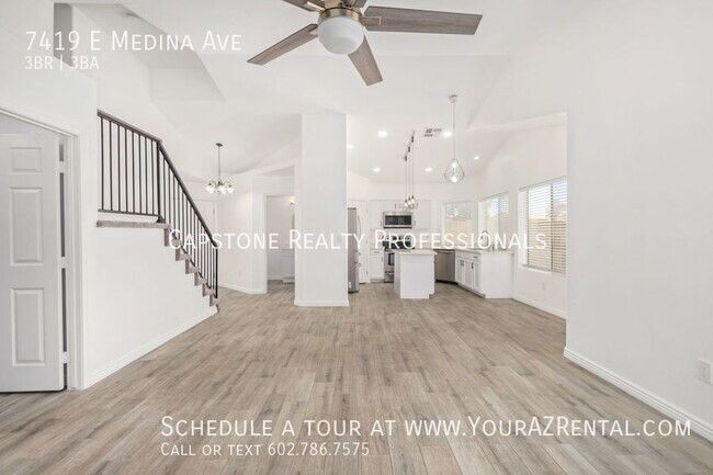 Foto del edificio - 7419 E Medina Ave