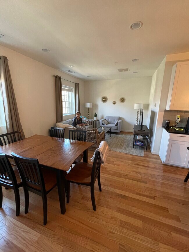 living room/kitchen - 1711 19th St NW