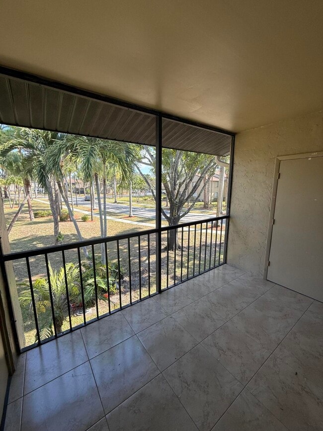 Foto del edificio - 501 Shady Pine Way