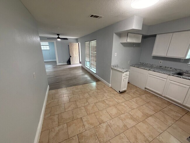 Foto del edificio - 3002 Shenstone Dr