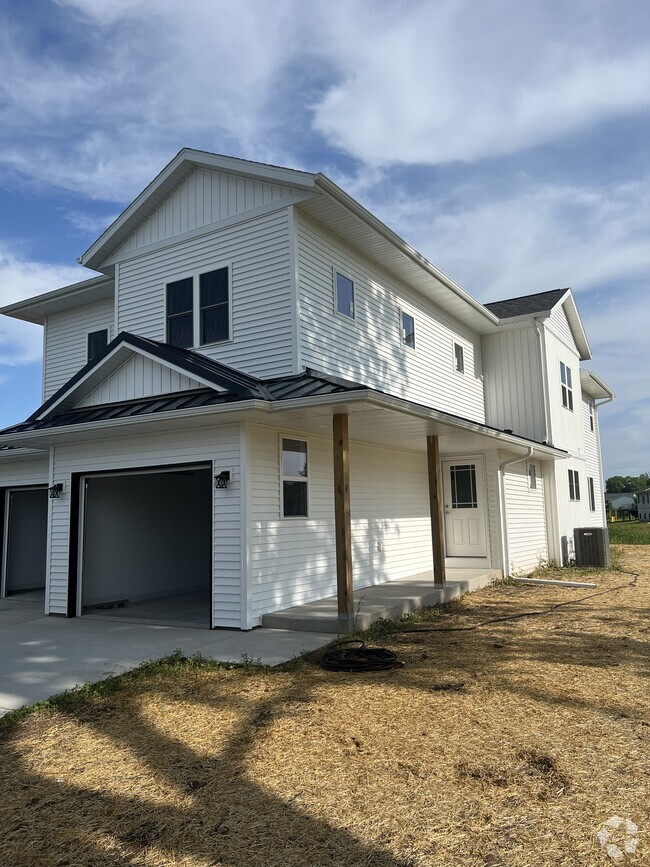 Building Photo - 500 Leavens Ave