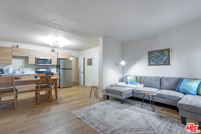 Foto del edificio - 843 N Ogden Dr