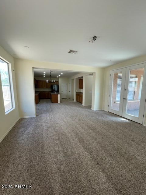 Building Photo - 489 E White Wing Dr