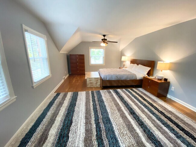 Building Photo - Completely renovated 3100 square feet single family house for rent in the heart of Shaker Heights