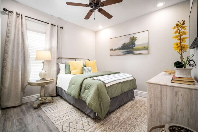 Foto del edificio - 3432 Gary Brewster Pl