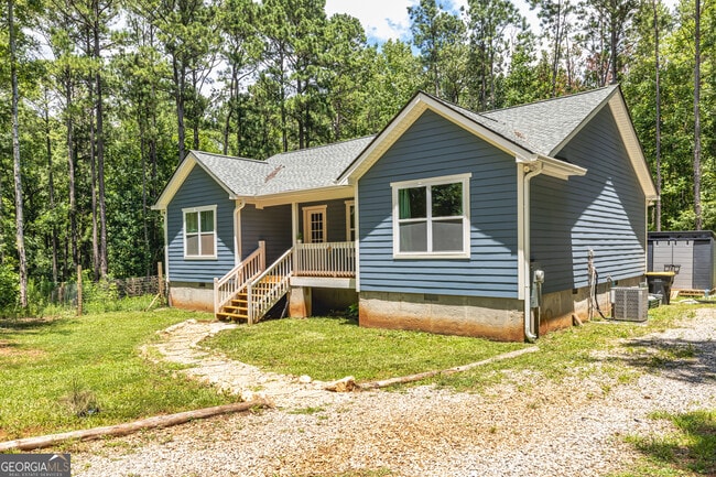 Foto del edificio - 759 Alvaton Rd