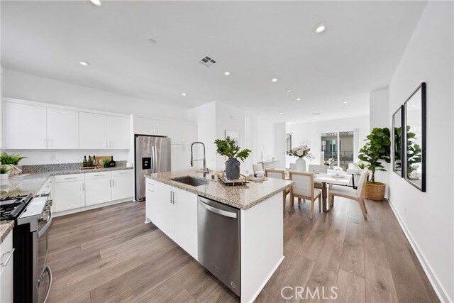 Foto principal - 1611 W Cara Dr