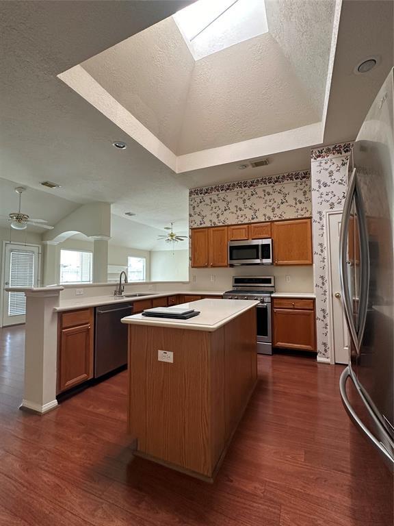 Foto del edificio - 18014 Still Springs Ct