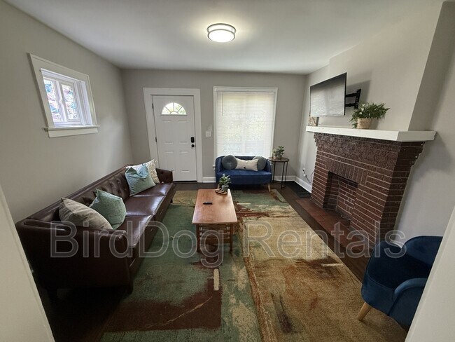 Foto del edificio - 2668 Dayton Ave