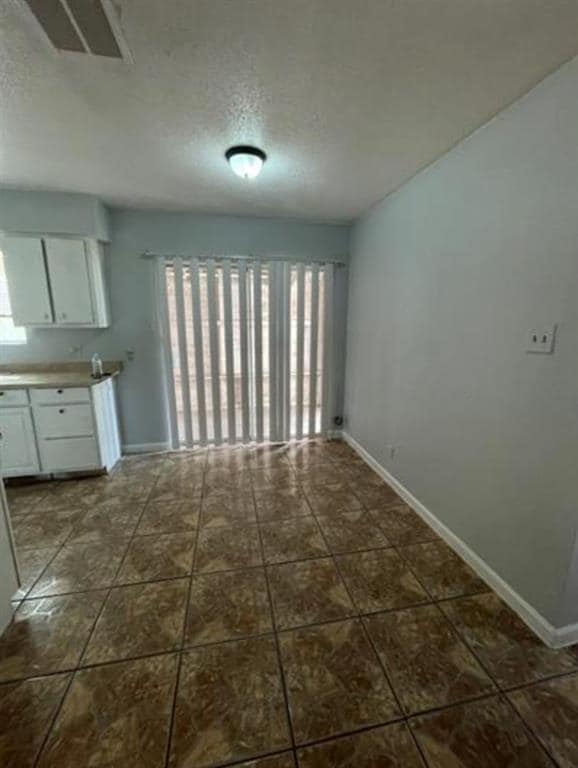 Building Photo - 105 Cockerham St