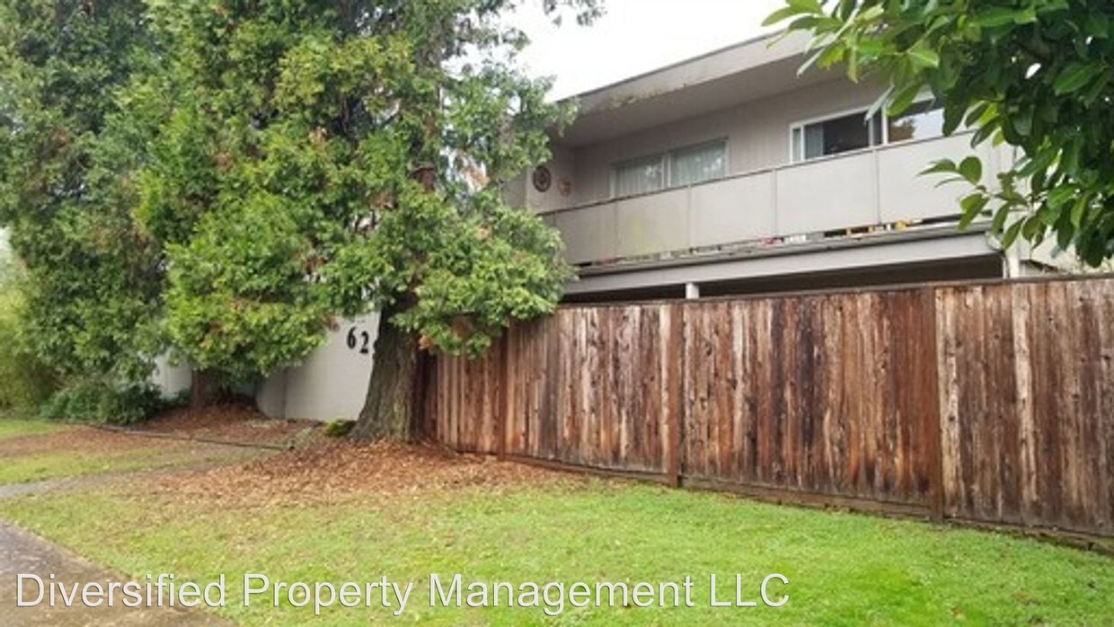 Foto principal - 628 SW Ferry St