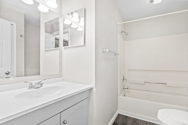 Foto del edificio - 2108 Stirrup Ln