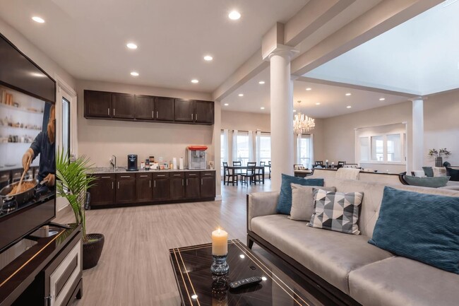 Building Photo - Springwood at Allen