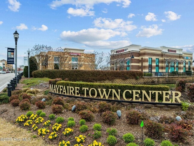 Experience the Heart of It All - at Mayfaire Townview! - Experience the Heart of It All - at Mayfaire Townview! Apartment