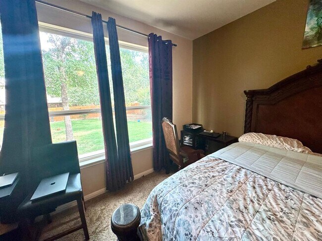 Foto del edificio - 615 Seminole Canyon Dr